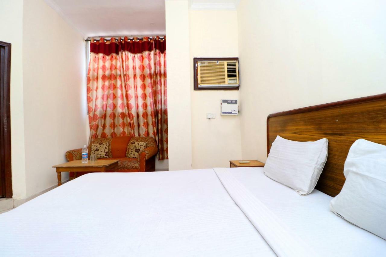 Spot On 38670 Hotel Diamond Jalandhar Exterior photo