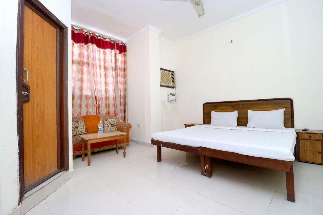 Spot On 38670 Hotel Diamond Jalandhar Exterior photo