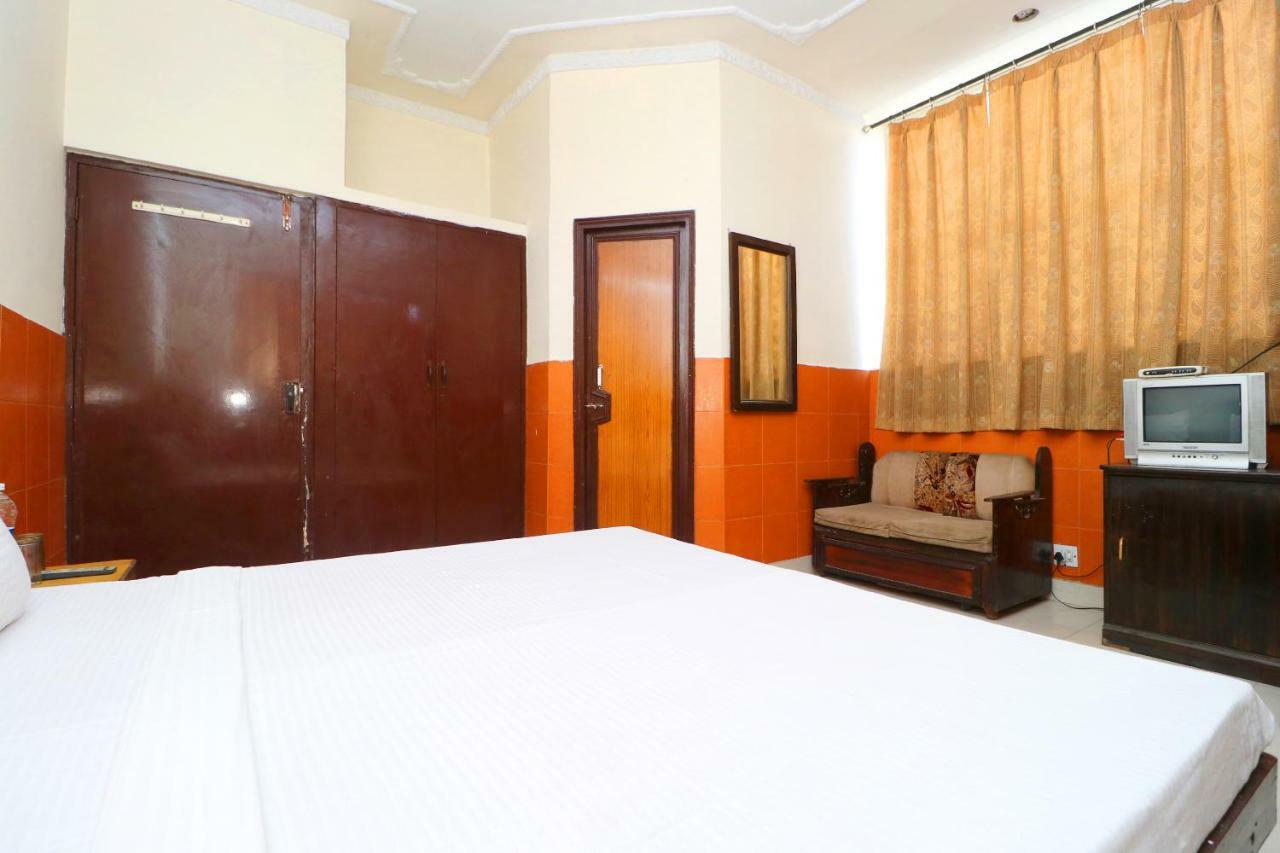 Spot On 38670 Hotel Diamond Jalandhar Exterior photo