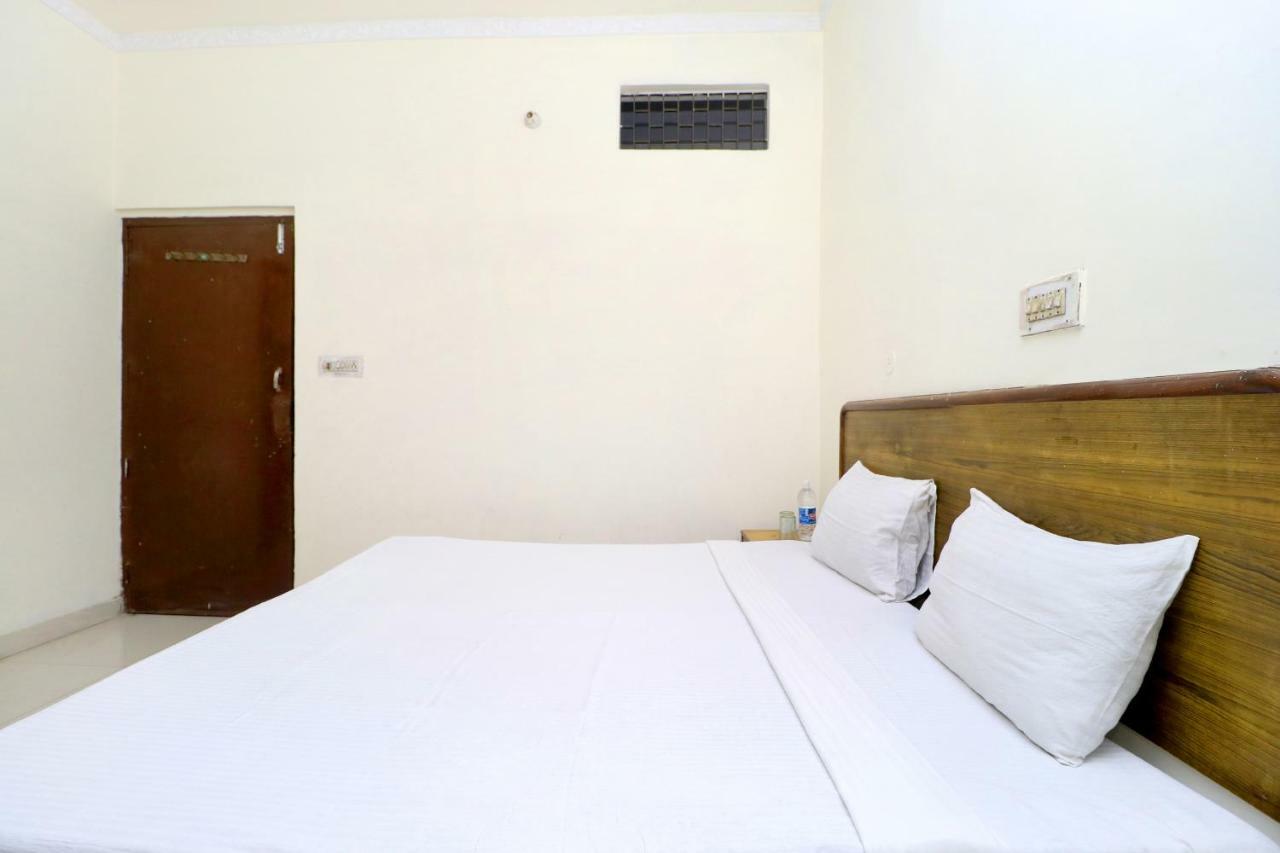 Spot On 38670 Hotel Diamond Jalandhar Exterior photo