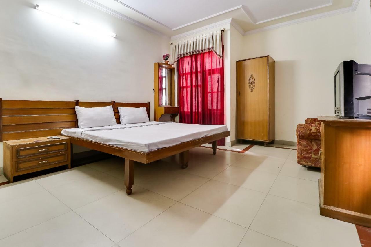 Spot On 38670 Hotel Diamond Jalandhar Exterior photo