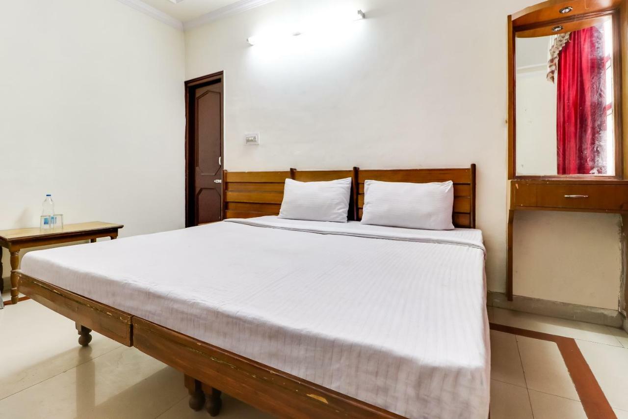 Spot On 38670 Hotel Diamond Jalandhar Exterior photo